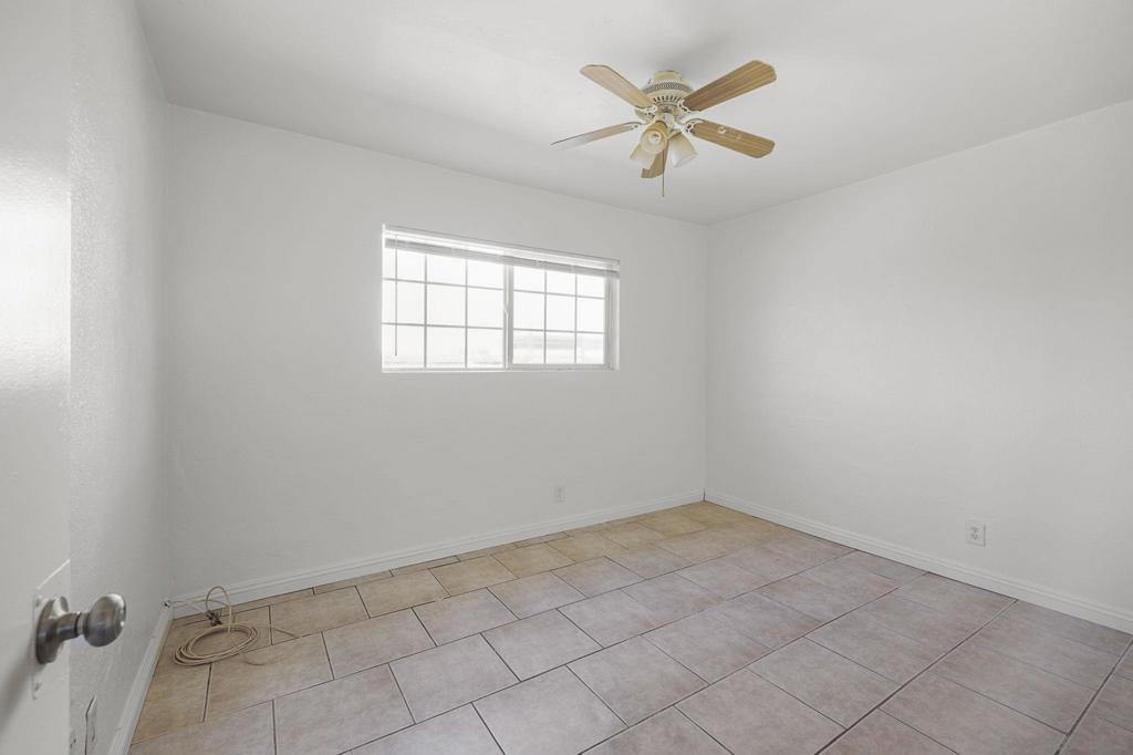 3103 3105 Central Property Photo 20