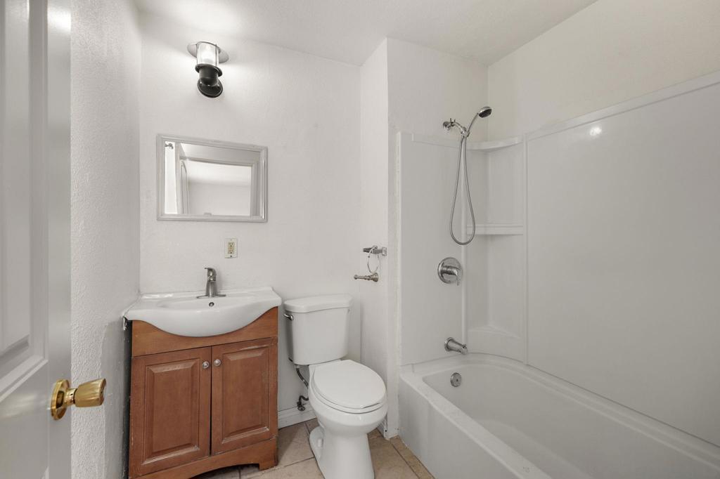3103 3105 Central Property Photo 26