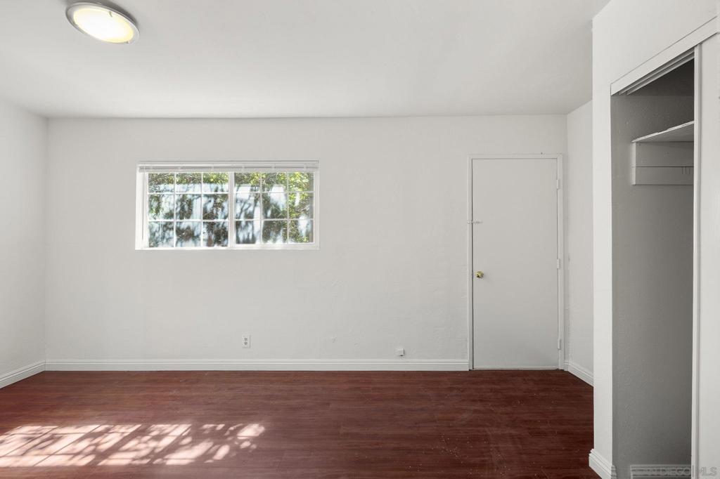 3103 3105 Central Property Photo 30