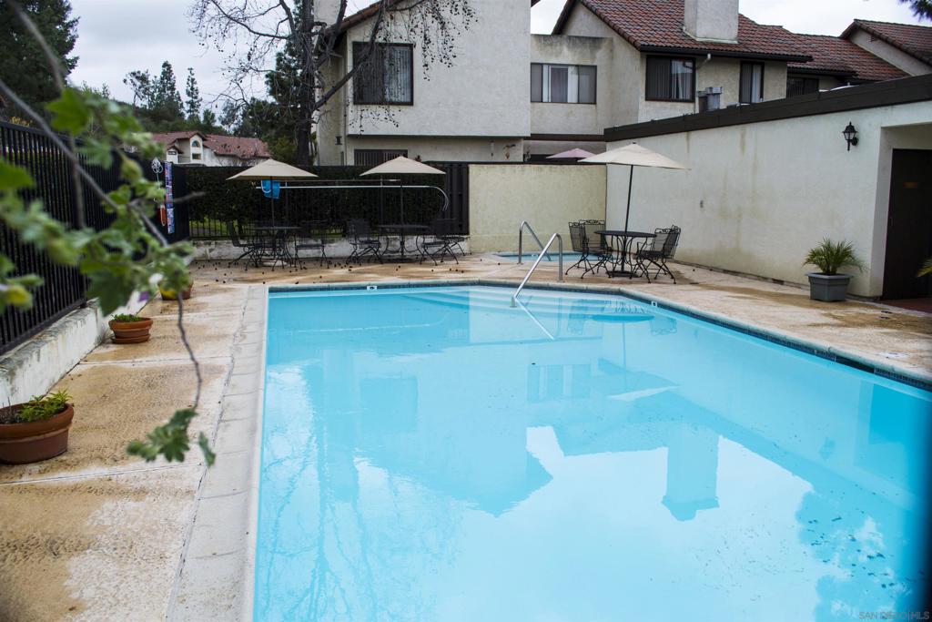 1142 Via Loma Vis Property Photo 8