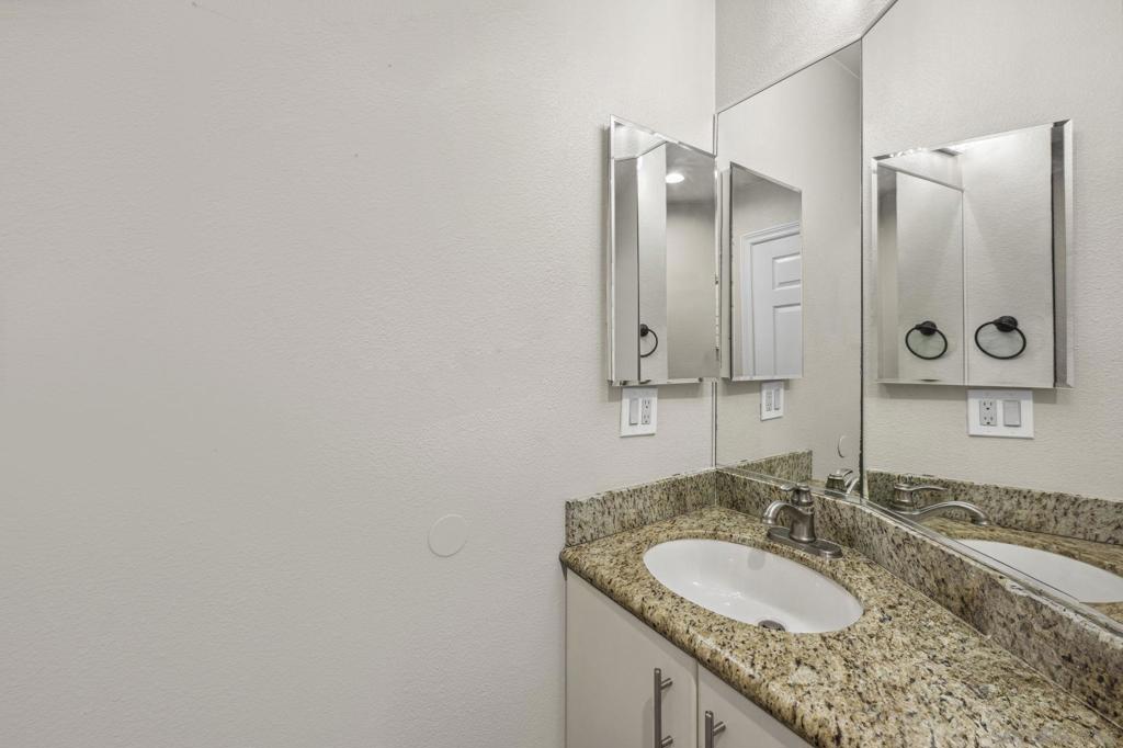 1400 Broadway 1101 Property Photo 16