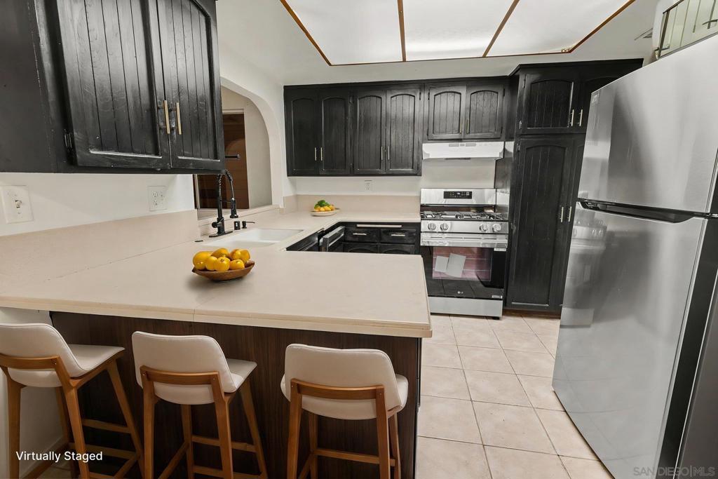 1661 Oak Hill Dr. Property Photo 4