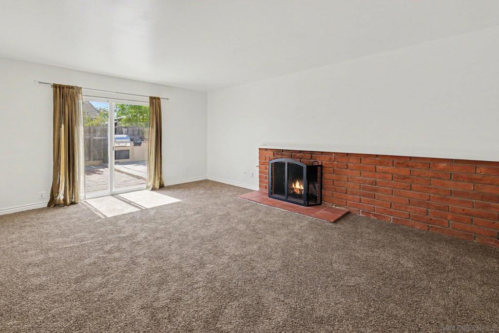 1661 Oak Hill Dr. Property Photo 10
