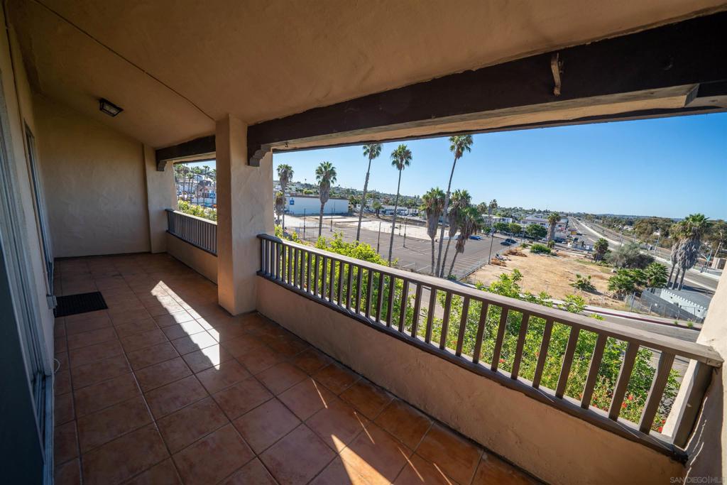 2520 Clairemont Dr. 309 Property Photo 11