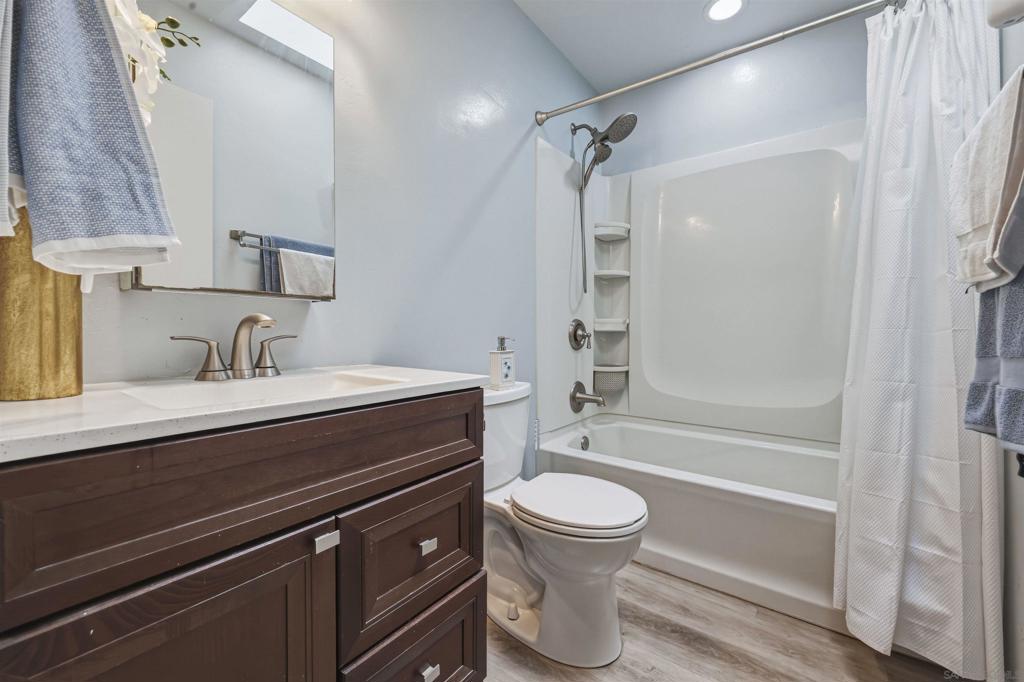 7760 Parkdale Cove Property Photo 17