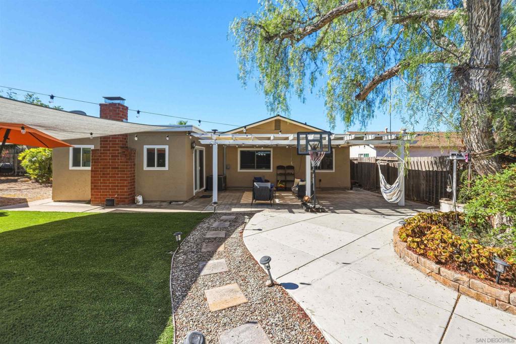 7760 Parkdale Cove Property Photo 25