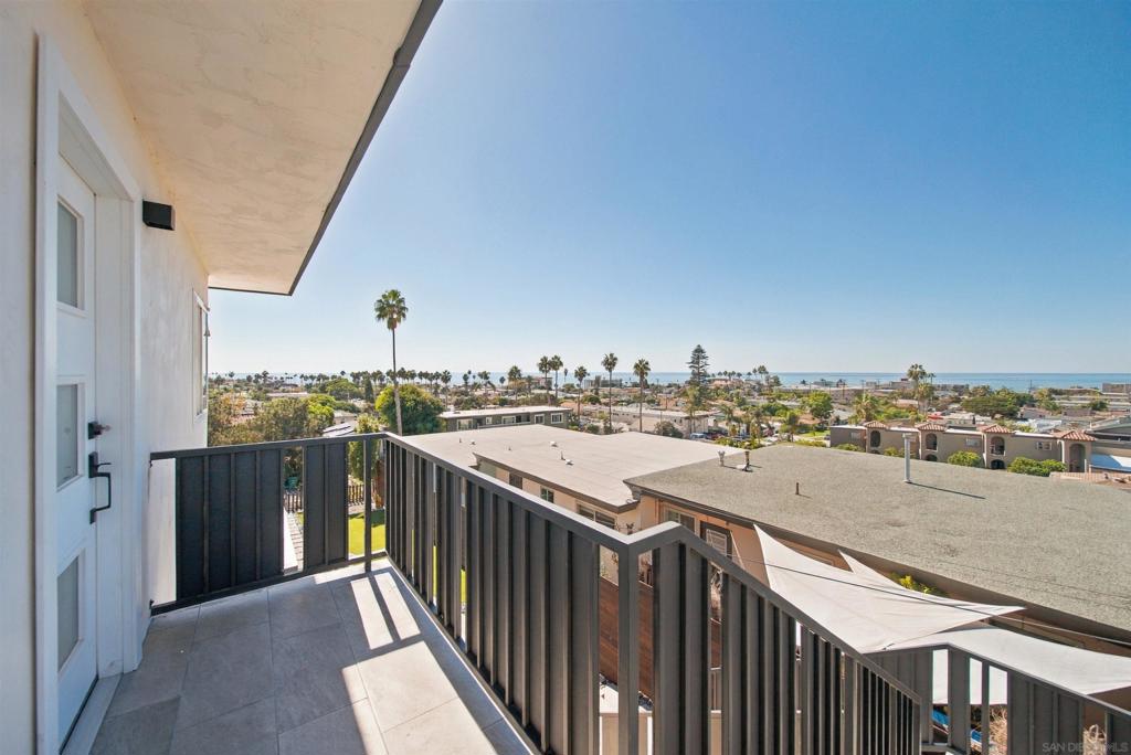 4768 72 Coronado Avenue Property Photo 10