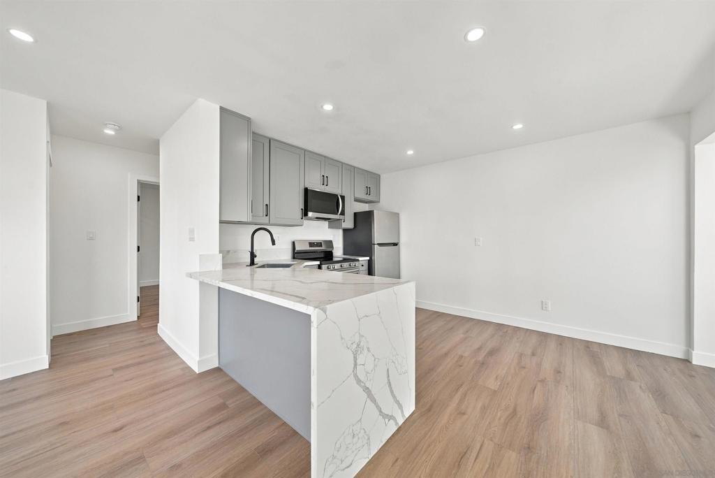 4768 72 Coronado Avenue Property Photo 16