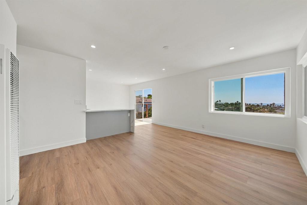 4768 72 Coronado Avenue Property Photo 25