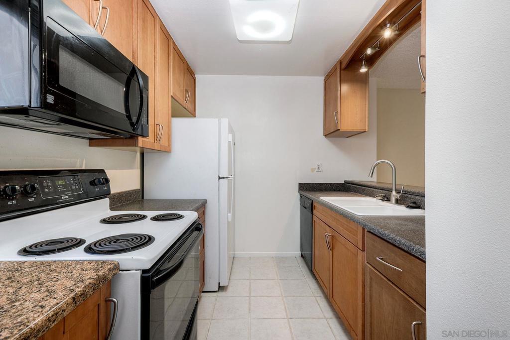 4143 Mount Alifan Pl E Property Photo 10