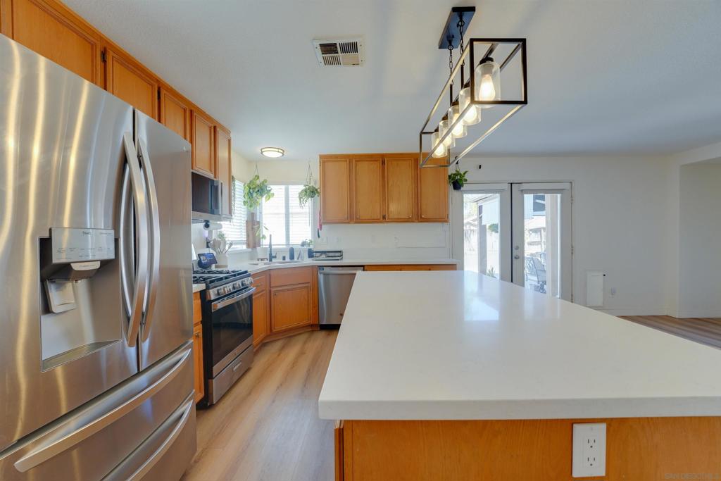 39315 Cardiff Ave Property Photo 17