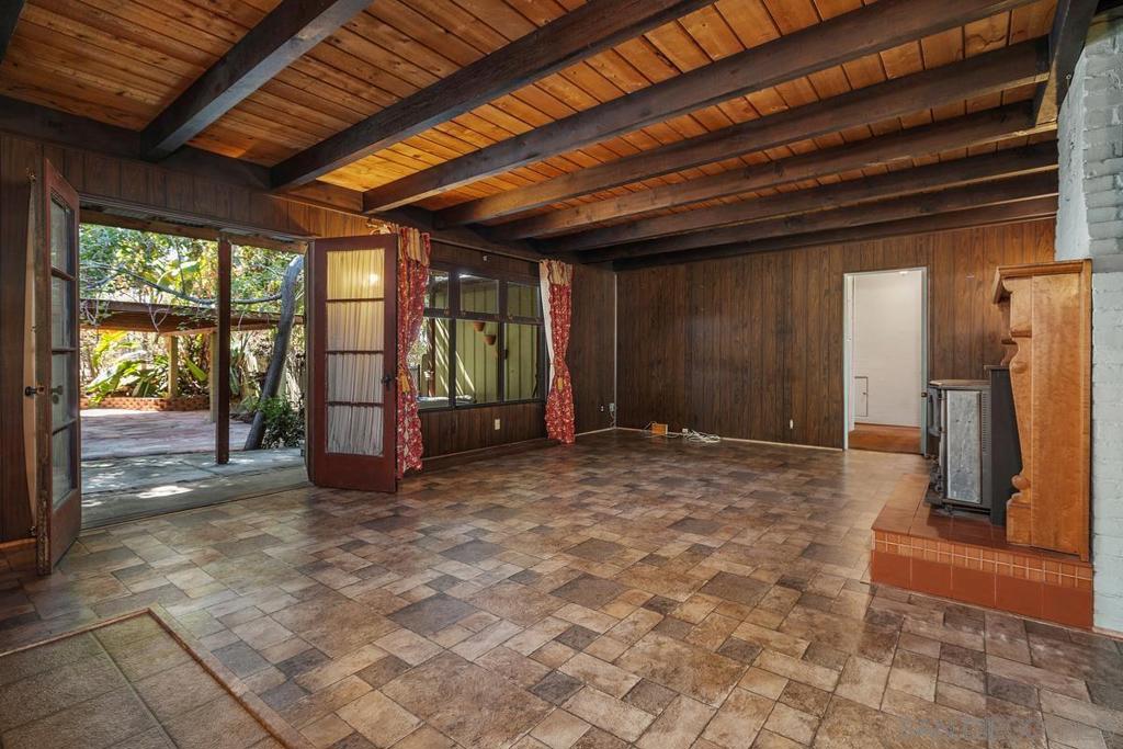9131 Madison Ave Property Photo 10