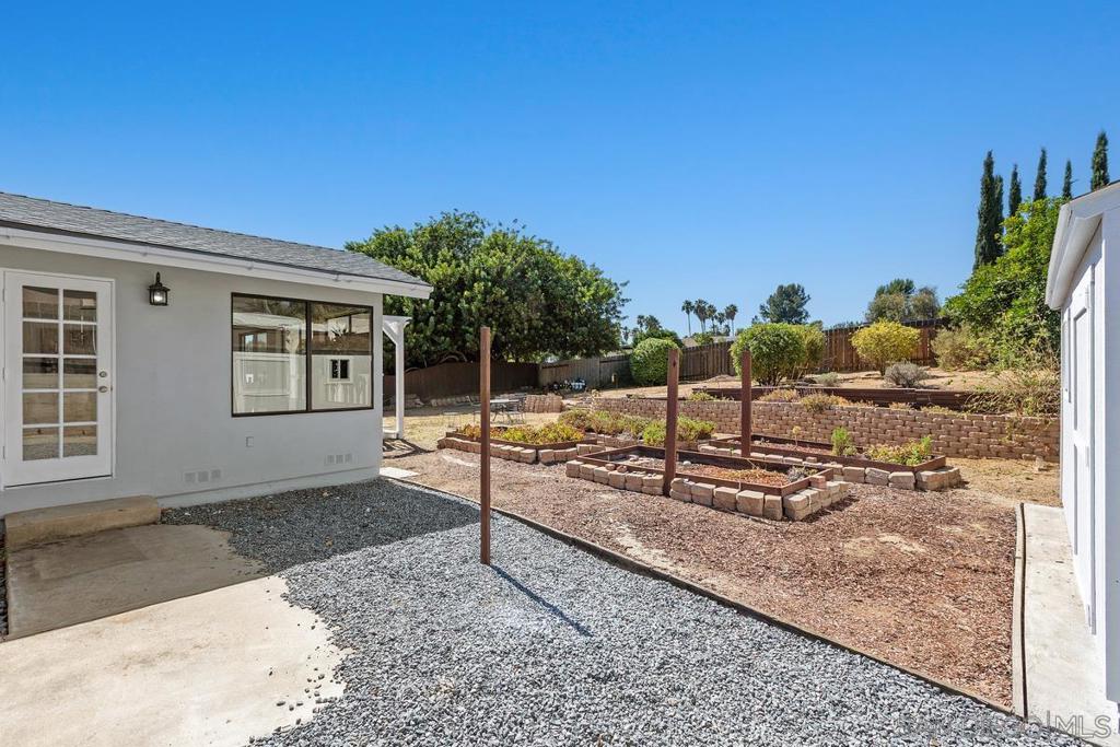 2738 Oak Hill Dr Property Photo 34