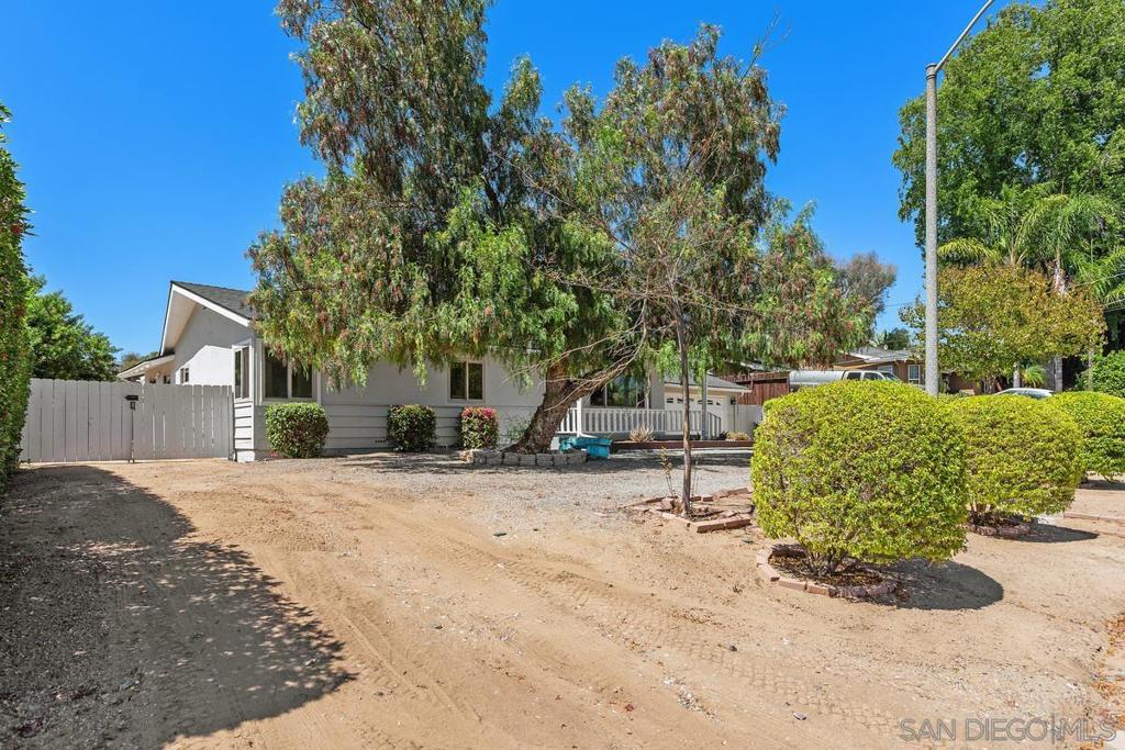 2738 Oak Hill Dr Property Photo 40