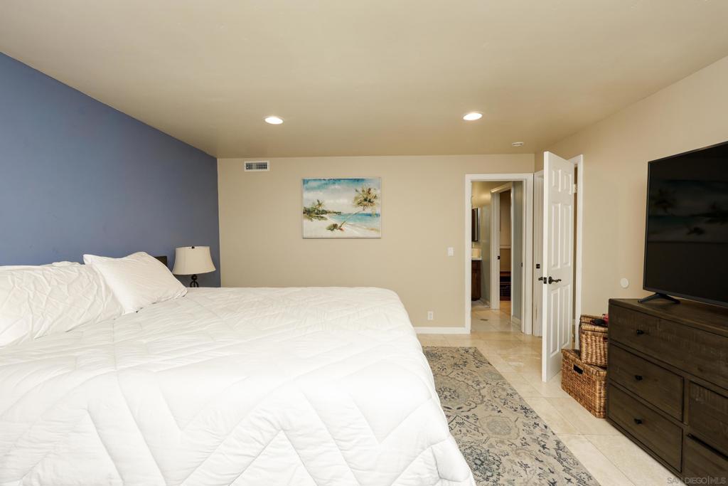 6475 Malcolm Dr Property Photo 14