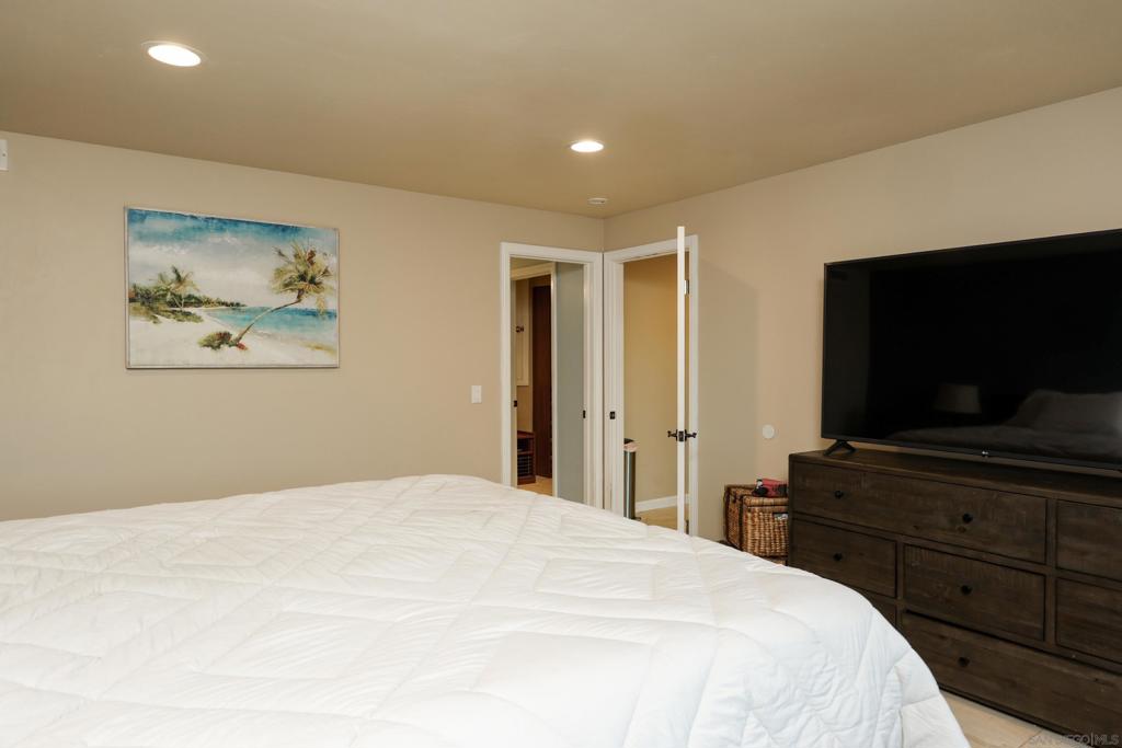 6475 Malcolm Dr Property Photo 15