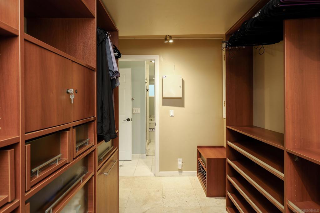 6475 Malcolm Dr Property Photo 20
