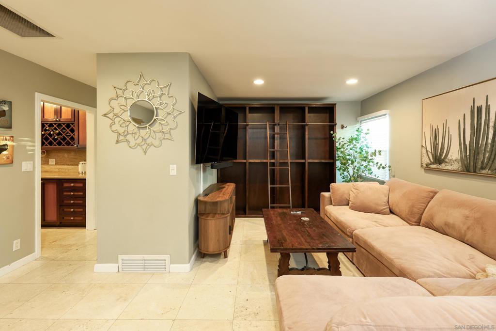 6475 Malcolm Dr Property Photo 30