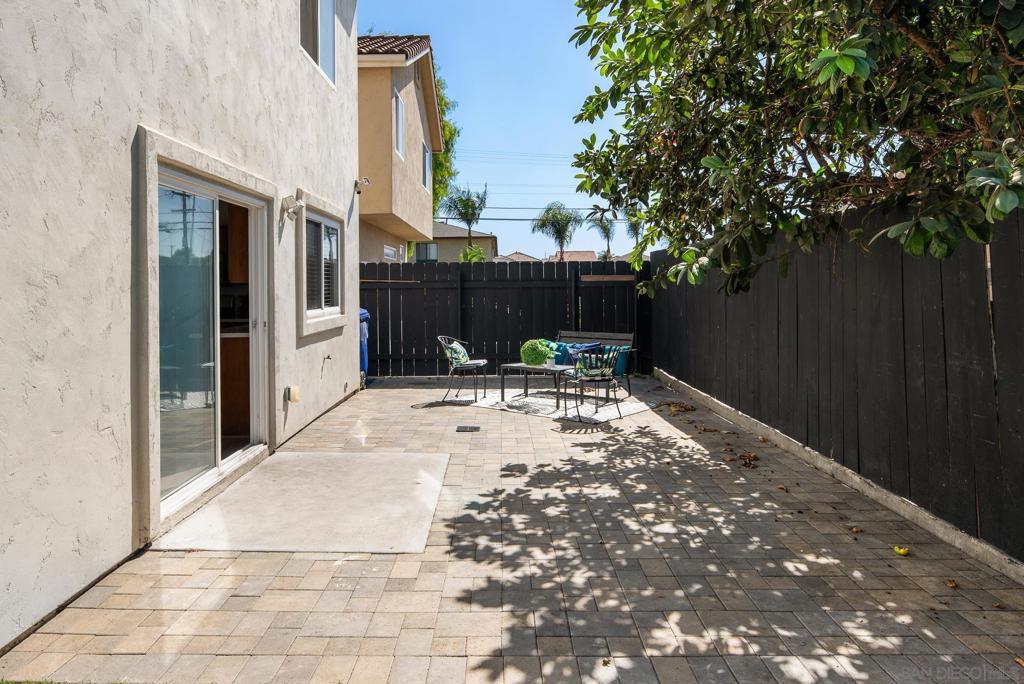 1772 Elm Property Photo 33