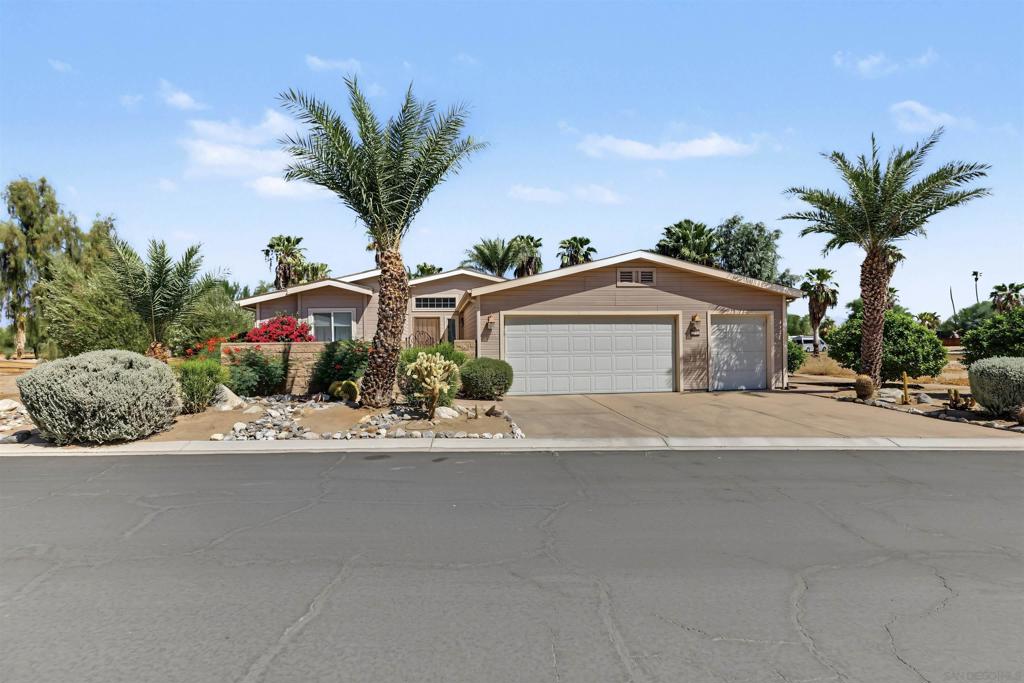 1010 Palm Canyon Drive 350 Property Photo 3