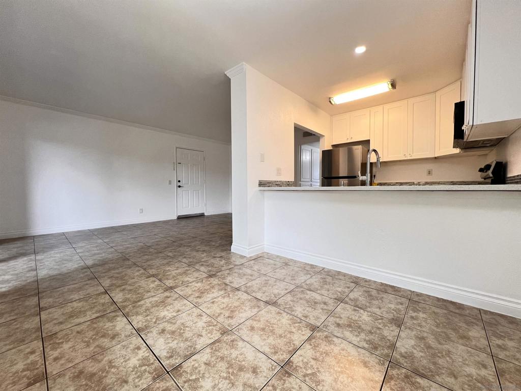 589 N Johnson Ave 247 Property Photo 6
