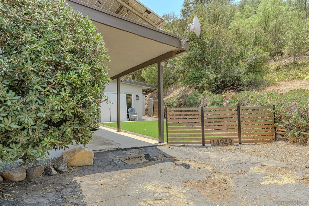 14949 Woods Valley Property Photo 5