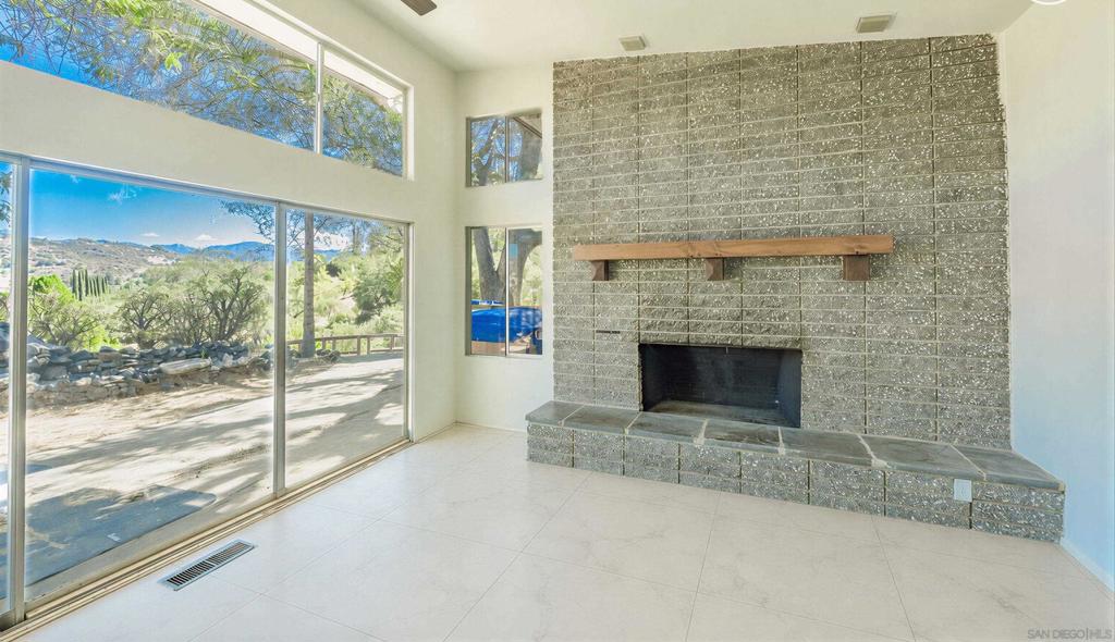 14949 Woods Valley Property Photo 8