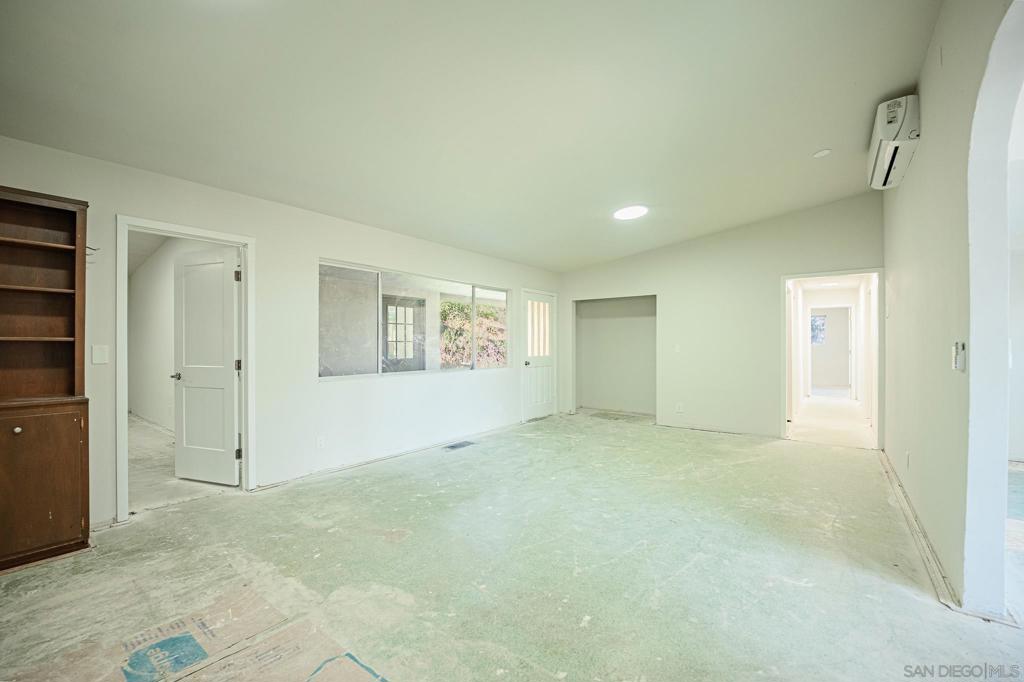 14949 Woods Valley Property Photo 11