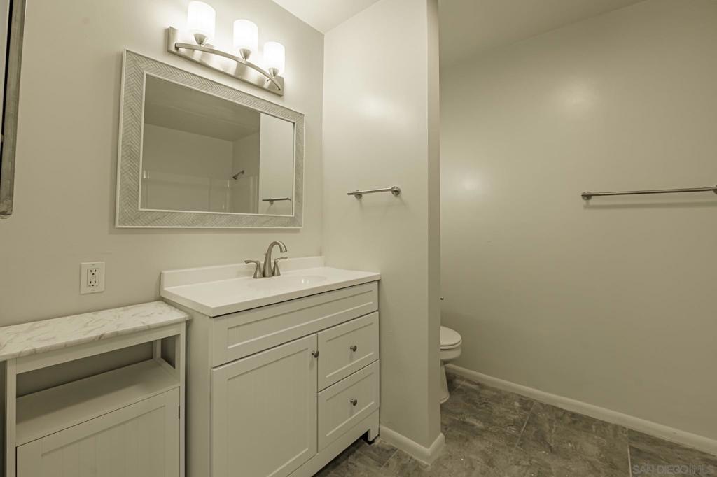 14949 Woods Valley Property Photo 24