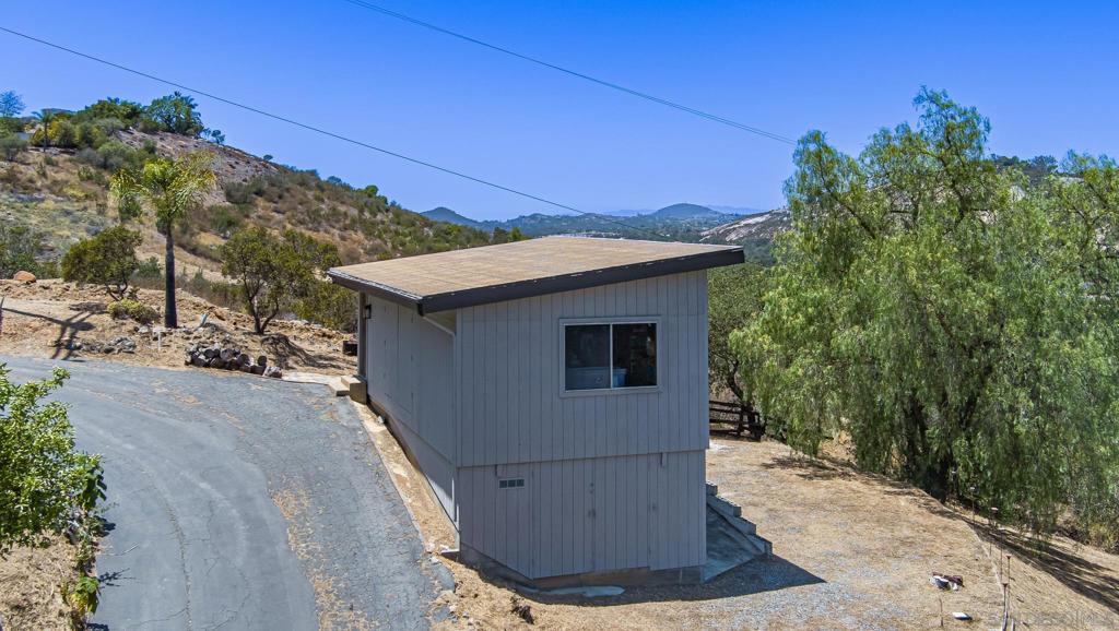 14949 Woods Valley Property Photo 29