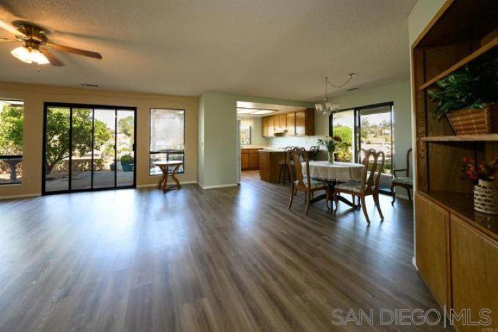 1811 Lynx Glen Property Photo 6