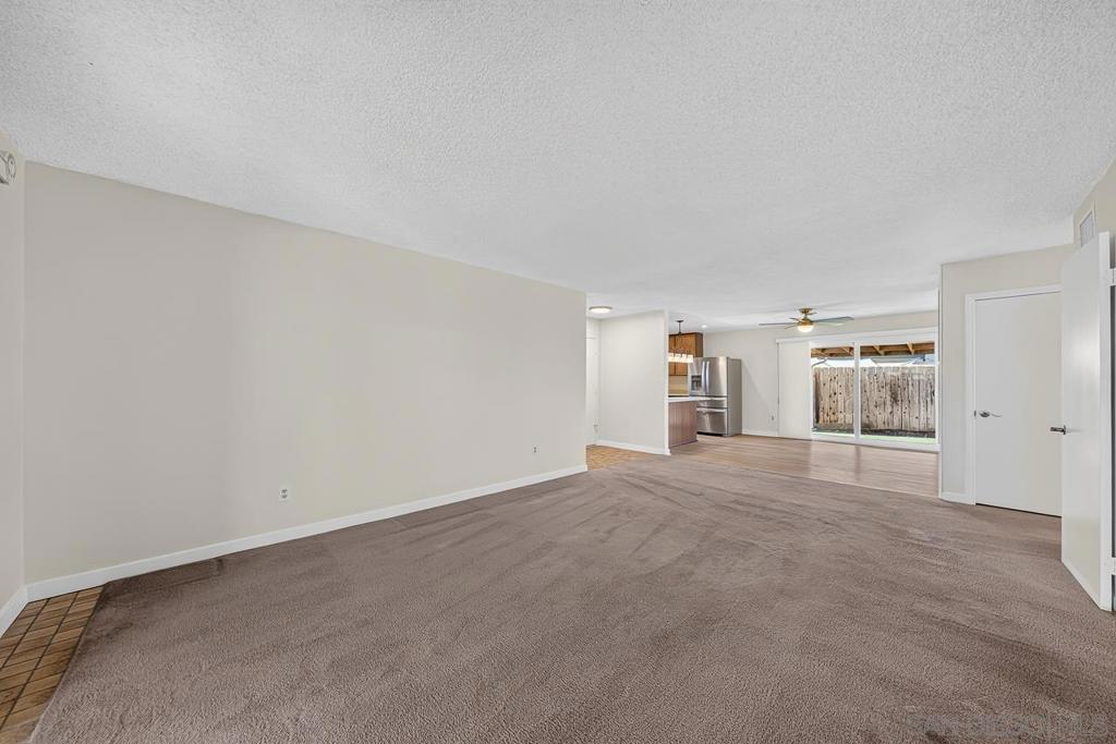9364 Leticia Dr. Property Photo 4