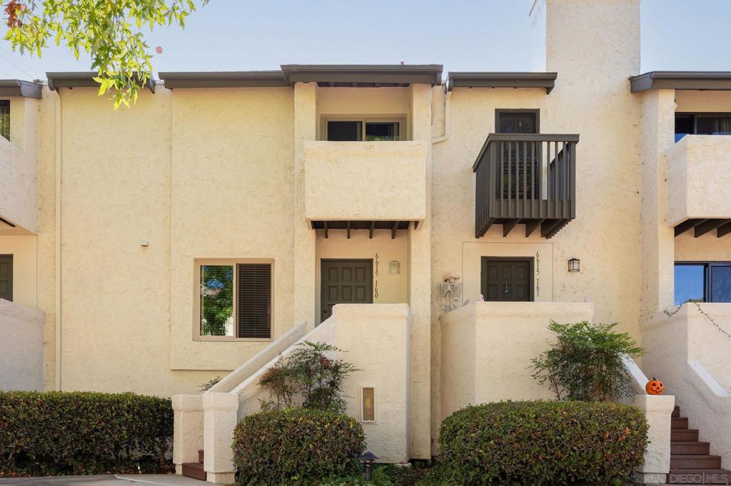 6615 Canyon Rim Row 160 Property Photo 1