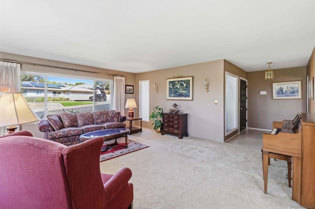 2083 Flying Hills Property Photo 12