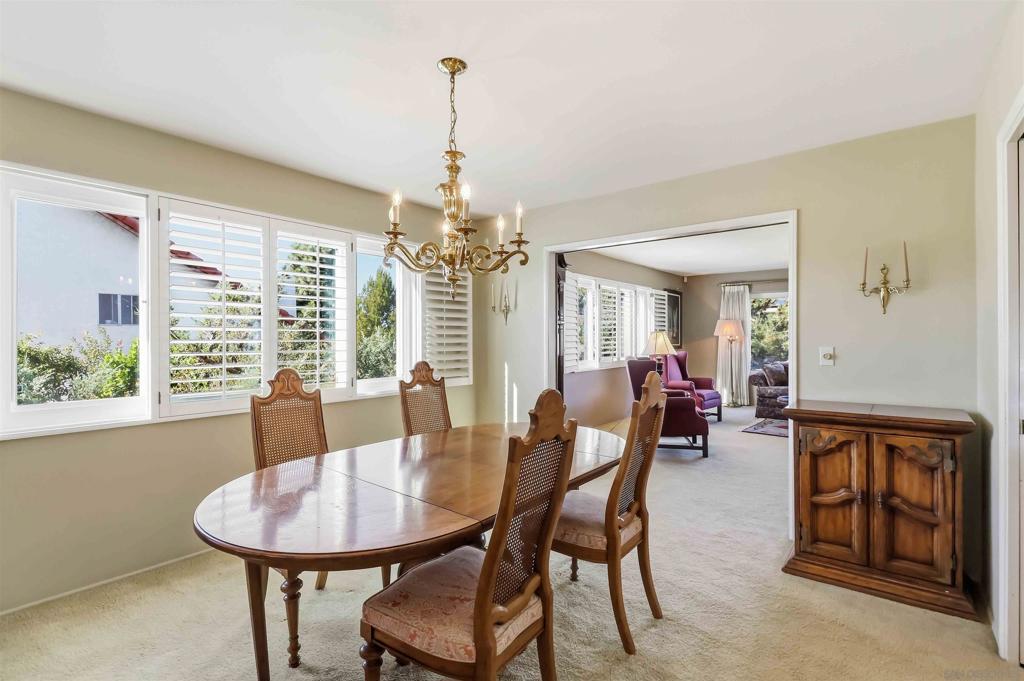 2083 Flying Hills Property Photo 14