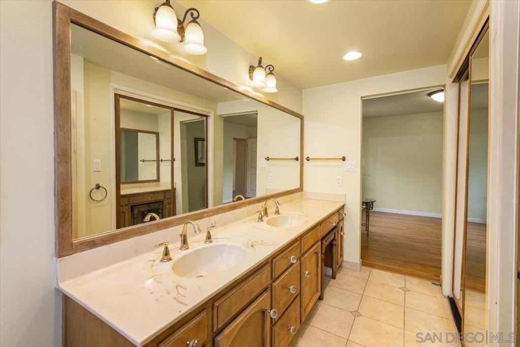 342 Beaumont Dr. Property Photo 30