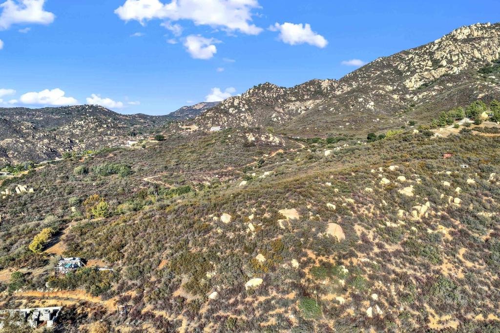 16743 Christopher Ln Property Photo 22