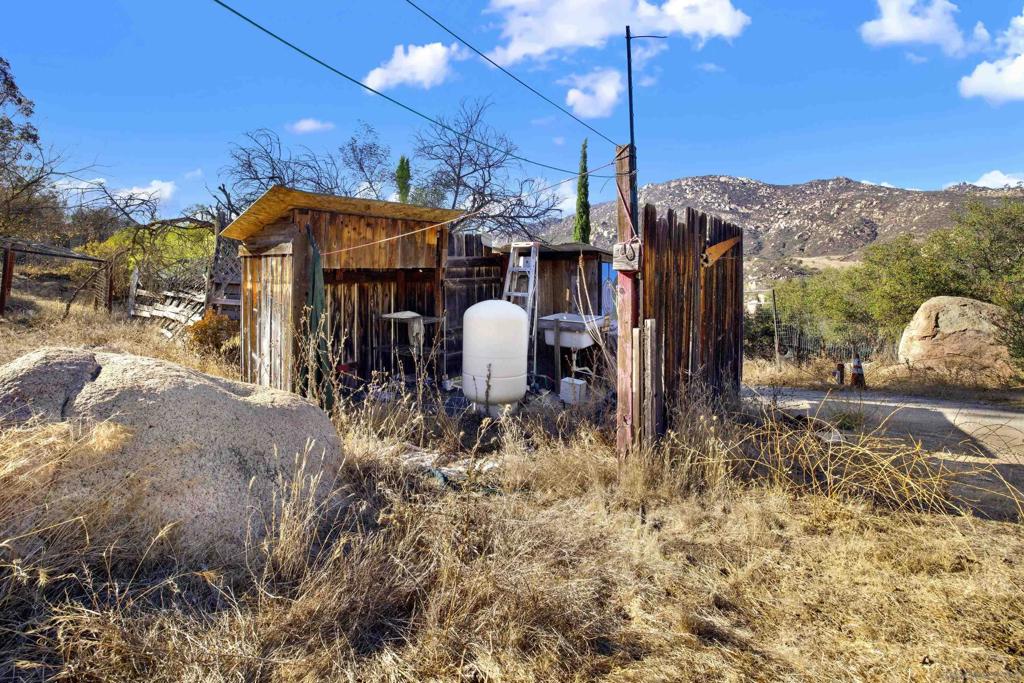 16743 Christopher Ln Property Photo 30