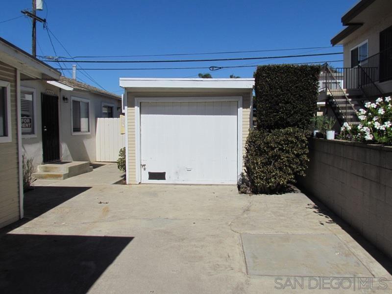 4446 4450 Montalvo Street Property Photo 4
