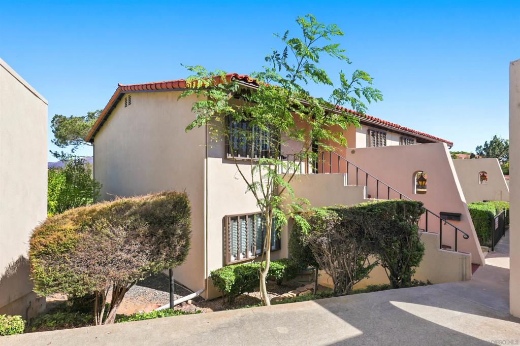 17091 Bernardo Center Dr B Property Photo 2