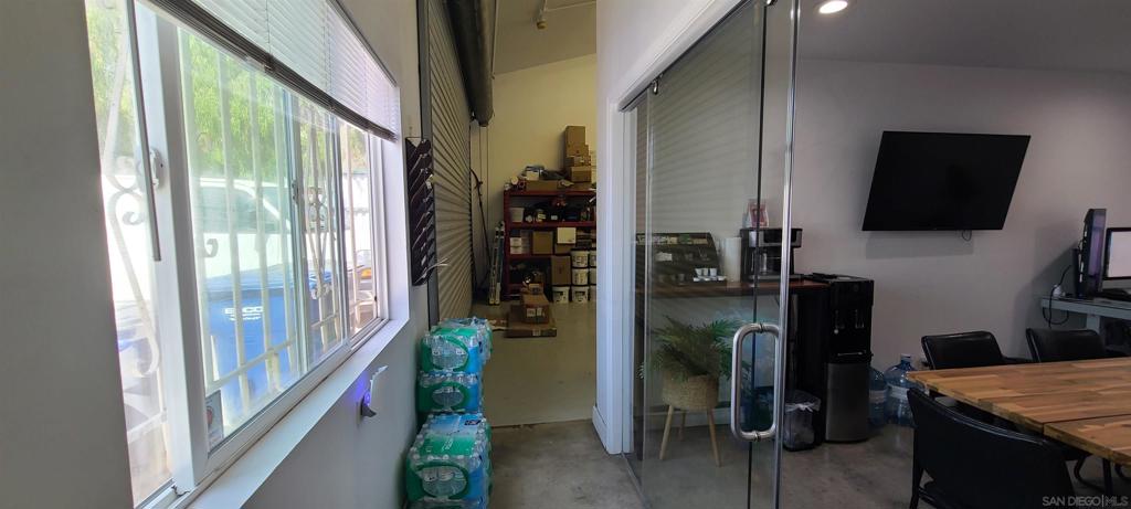 3631 Olive St Property Photo 6