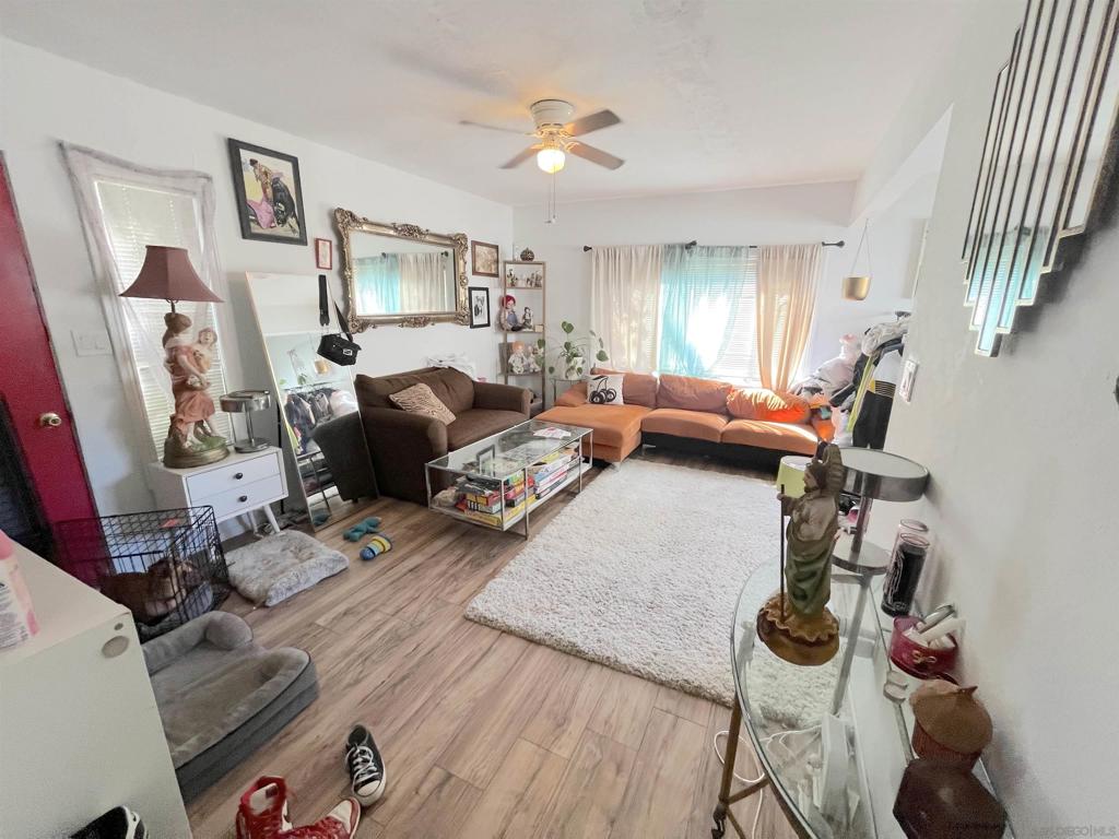 1213 1217 33rd St Property Photo 7