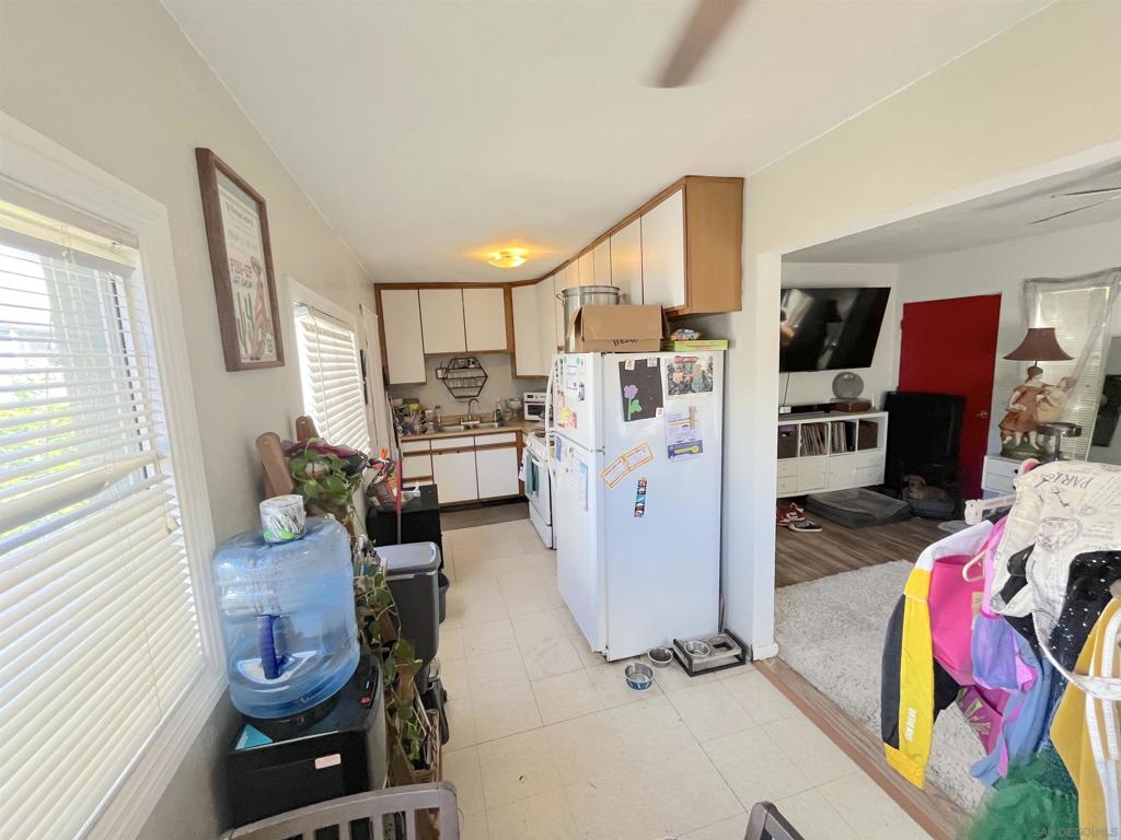 1213 1217 33rd St Property Photo 10