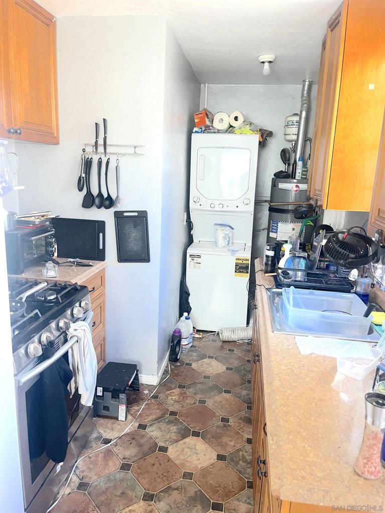 1213 1217 33rd St Property Photo 17