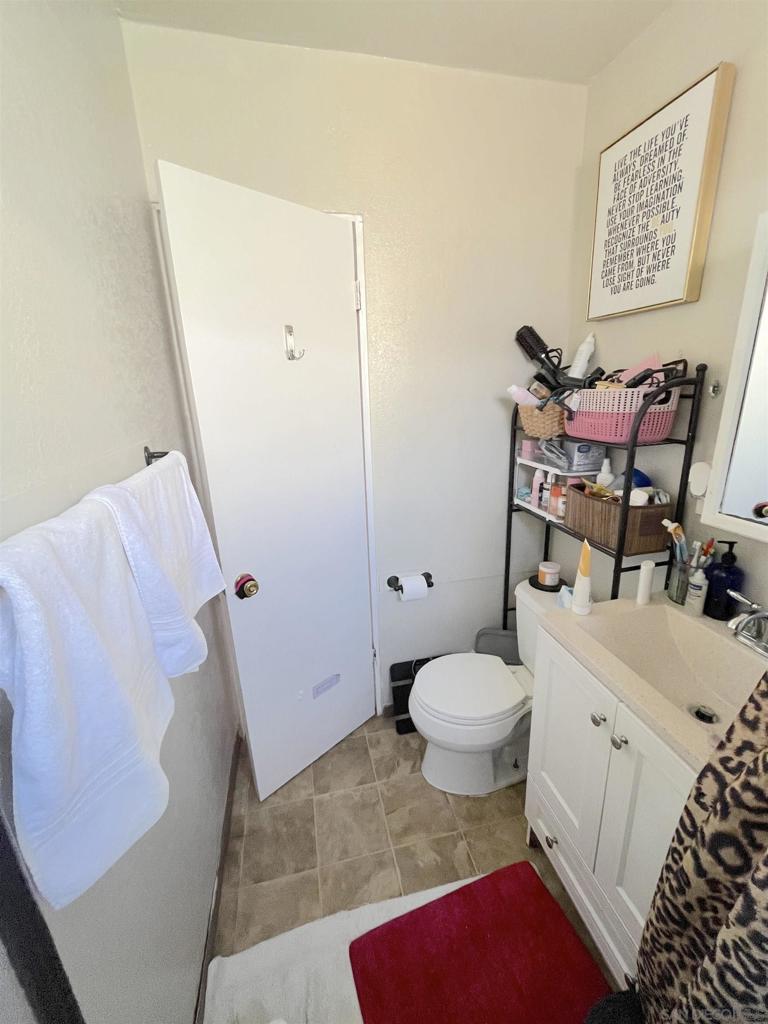 1213 1217 33rd St Property Photo 21