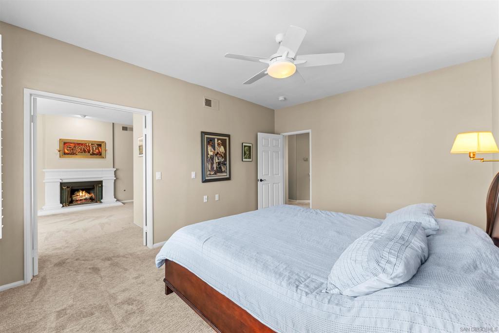 9744 Claiborne Square Property Photo 15