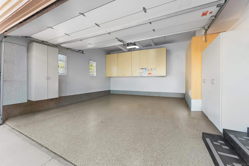 9744 Claiborne Square Property Photo 33