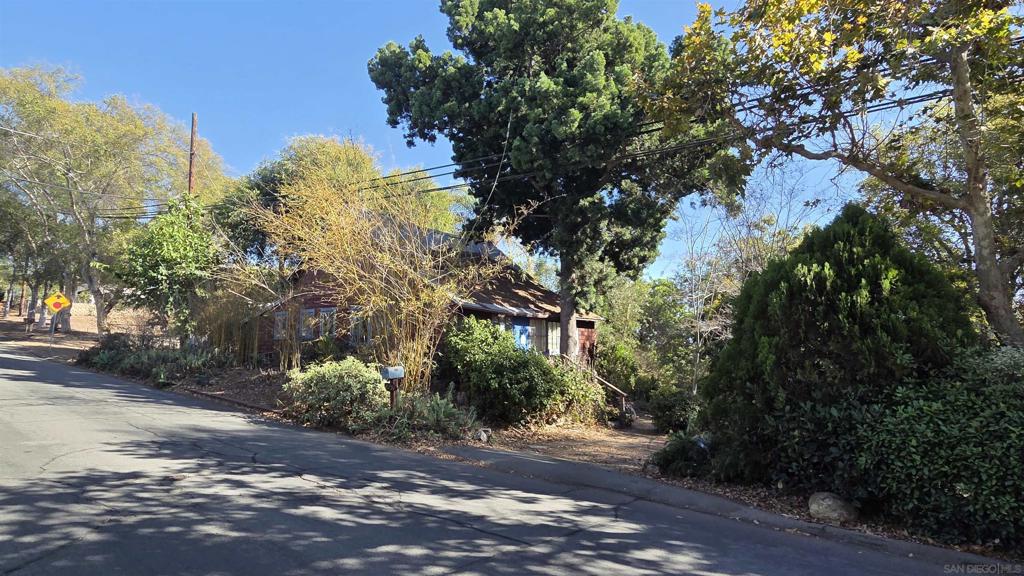 8751 Mariposa Street Property Photo 24
