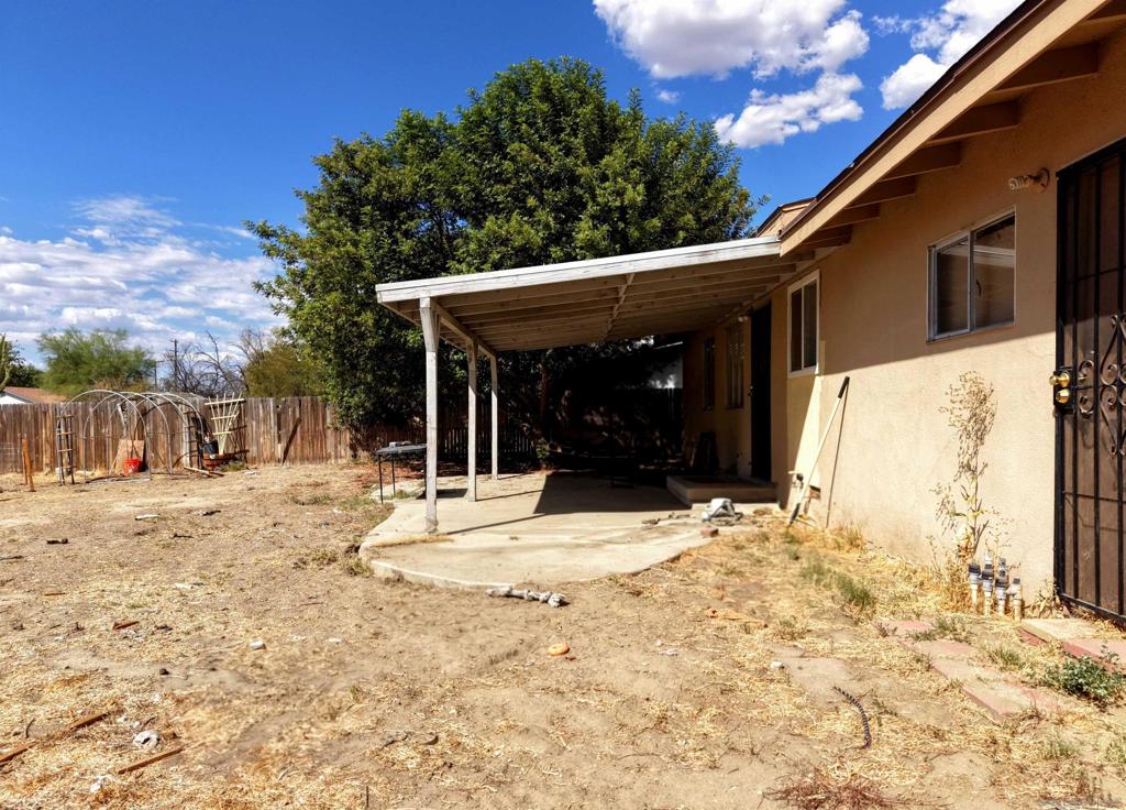 565 Taylor St Property Photo 12