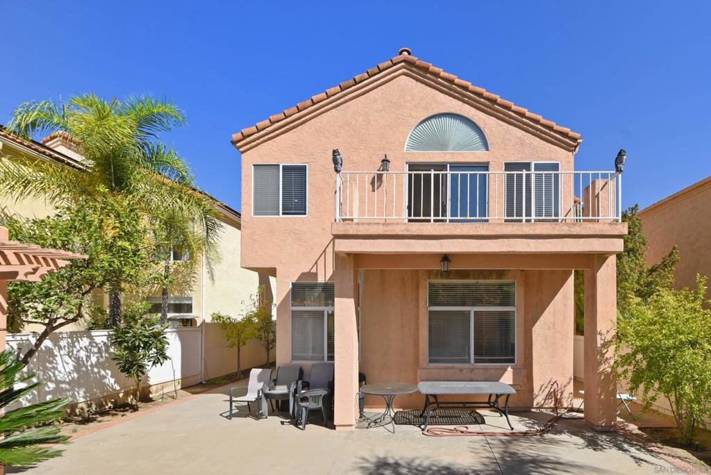 17964 Pueblo Vista Ln Property Photo 3